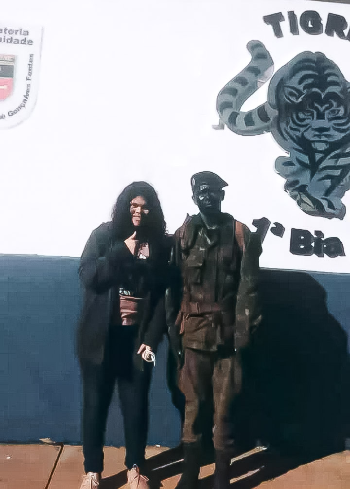 jose ao lado de sua irmã, gabriela