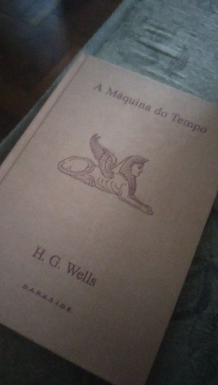 Livro de Carvalho: A Máquina do Tempo.