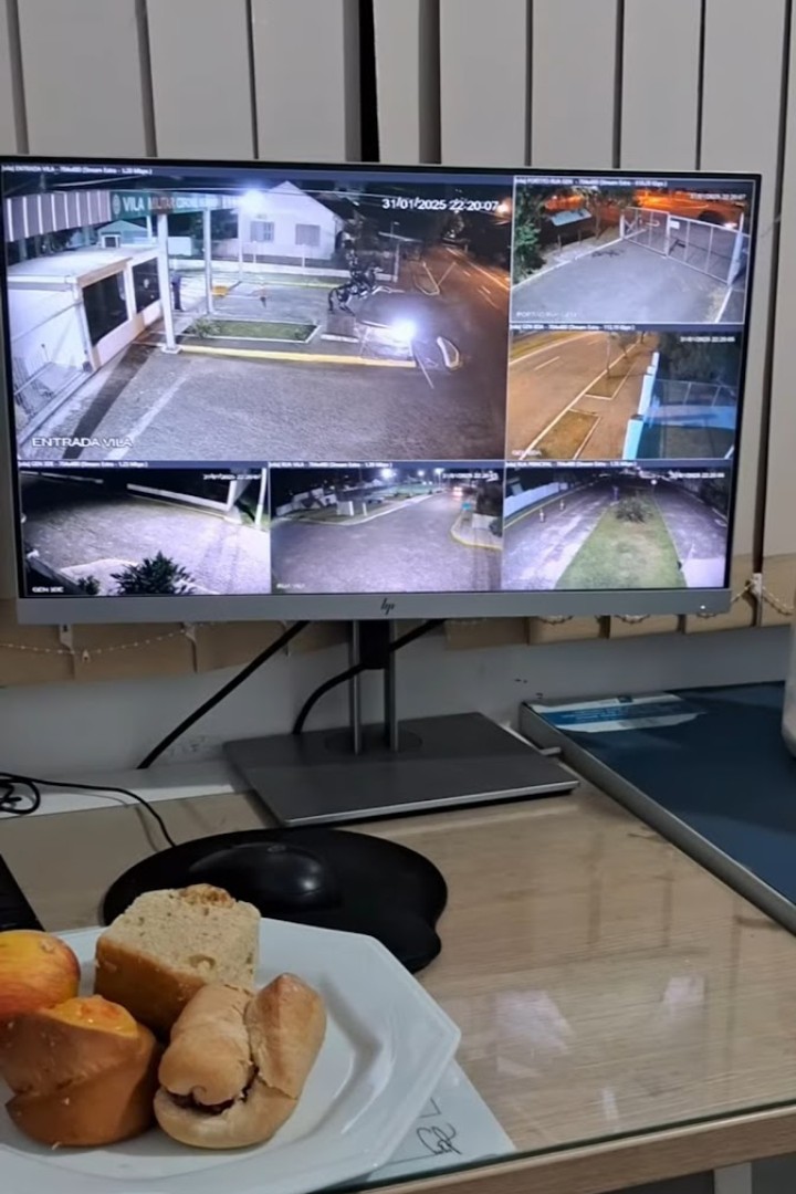 Câmeras de Segurança.